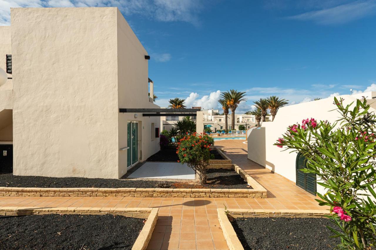 Apartamento 1 Con Terraza Y Piscina En Corralejo Apartment Exterior photo