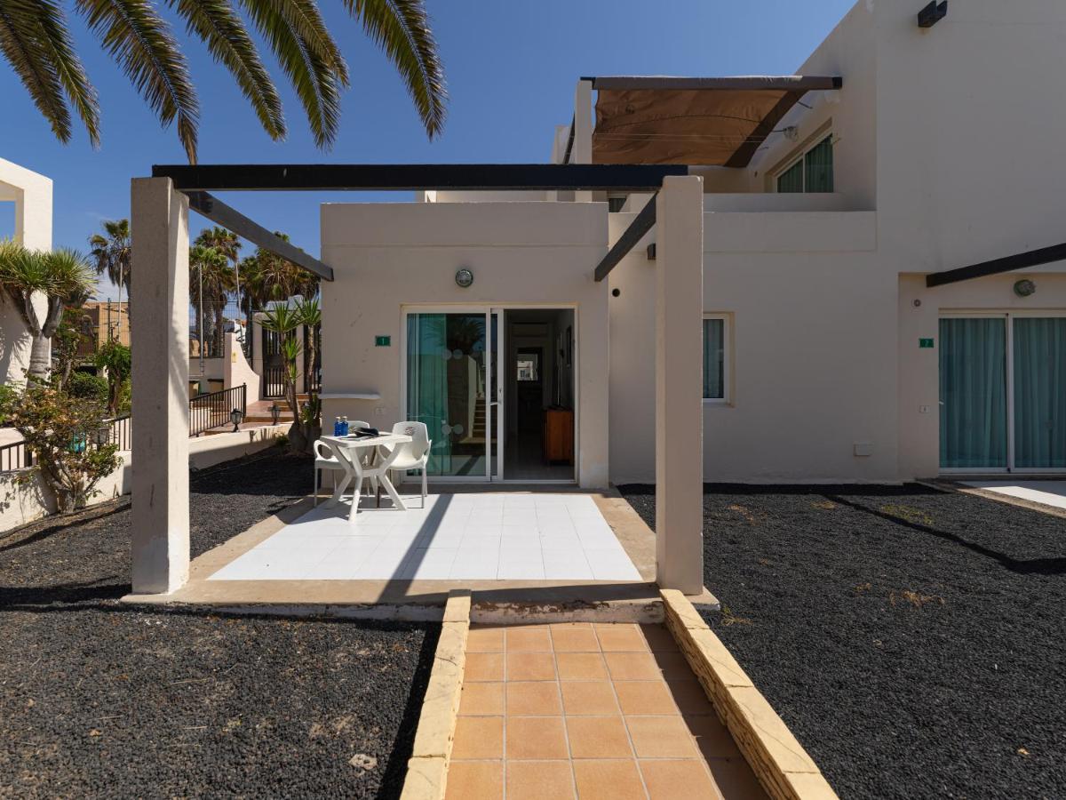 Apartamento 1 Con Terraza Y Piscina En Corralejo Apartment Exterior photo