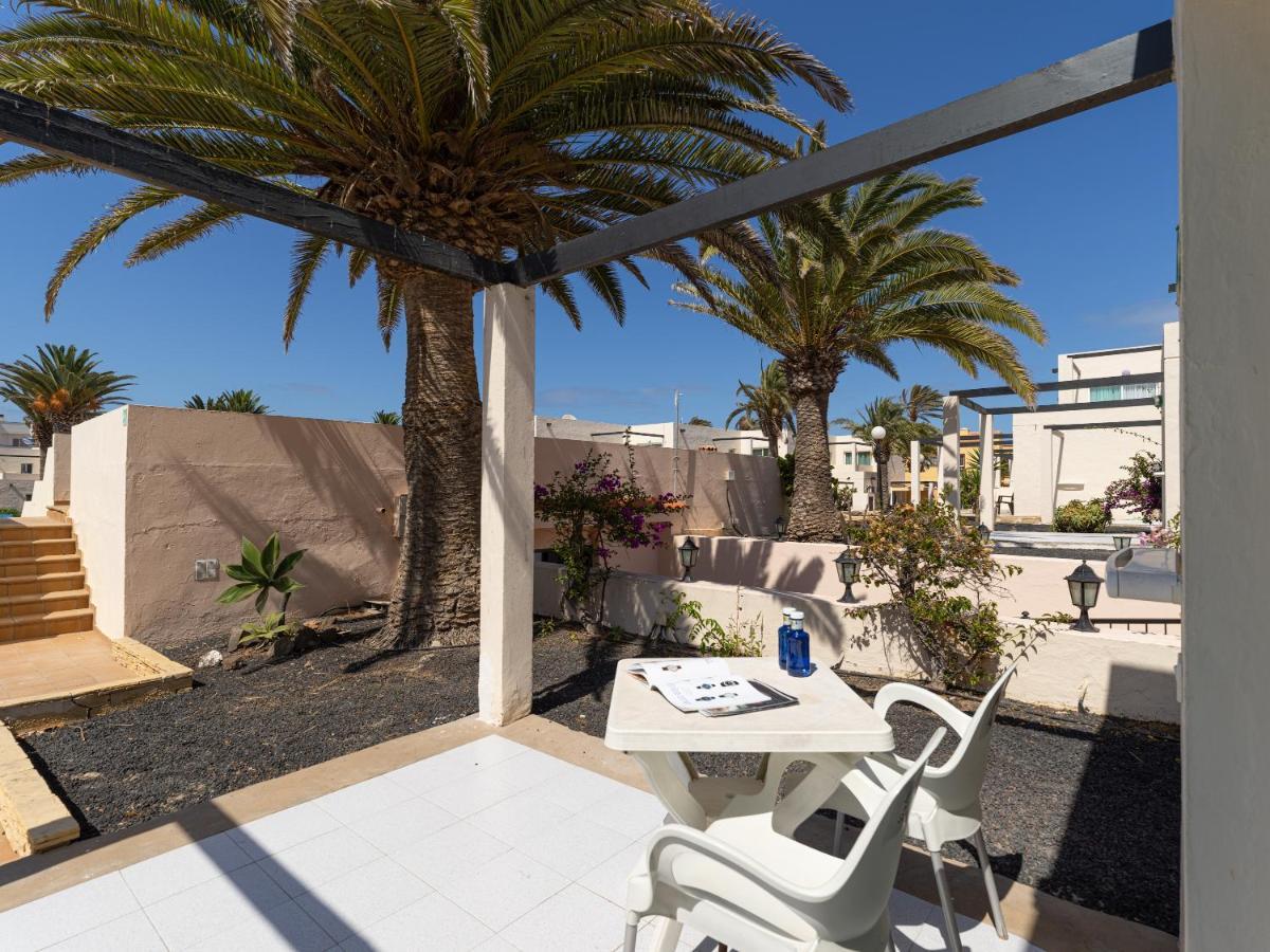 Apartamento 1 Con Terraza Y Piscina En Corralejo Apartment Exterior photo
